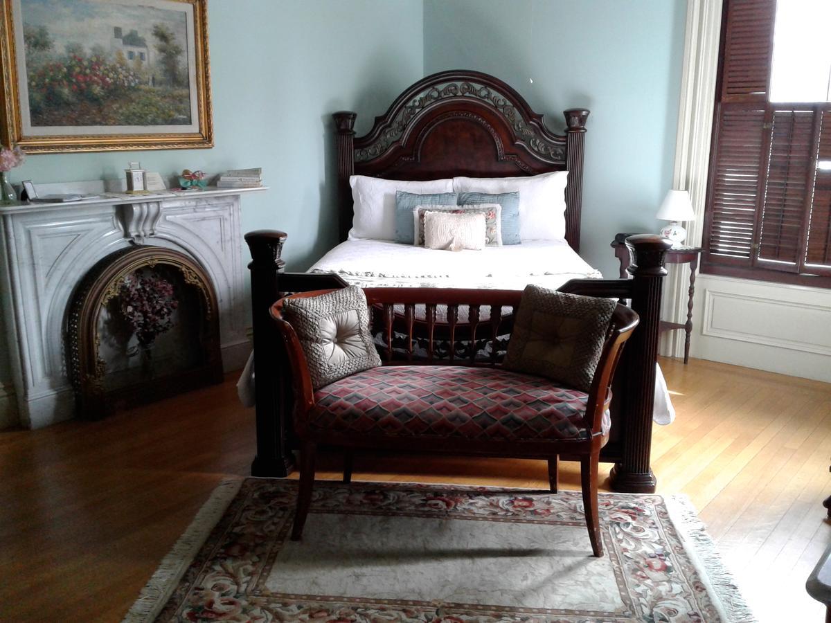 Proctor Mansion Inn Wrentham Bagian luar foto