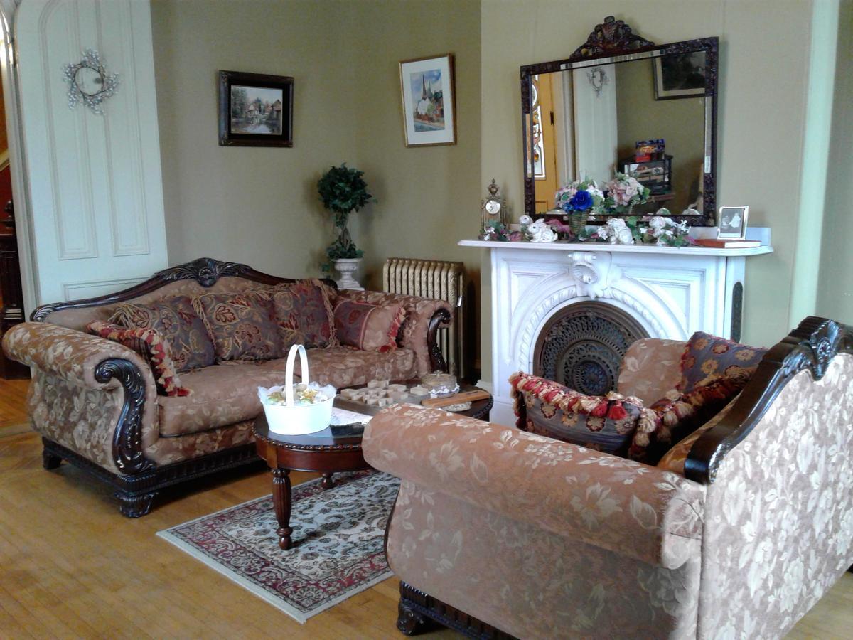 Proctor Mansion Inn Wrentham Bagian luar foto