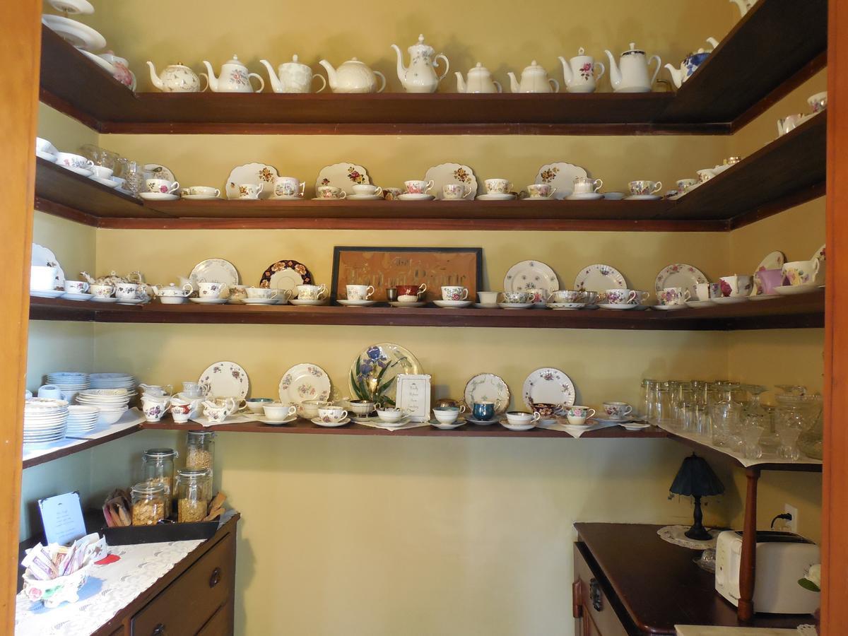 Proctor Mansion Inn Wrentham Bagian luar foto